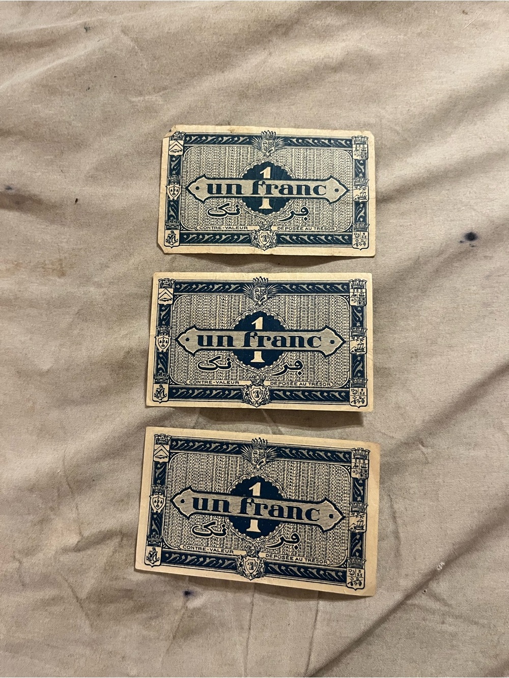 Vintage Un Franc Decorative Paper Prints - Blue